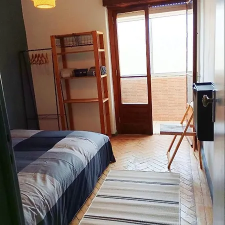Quarto em Acomodações Particulares Beautour Sacavém